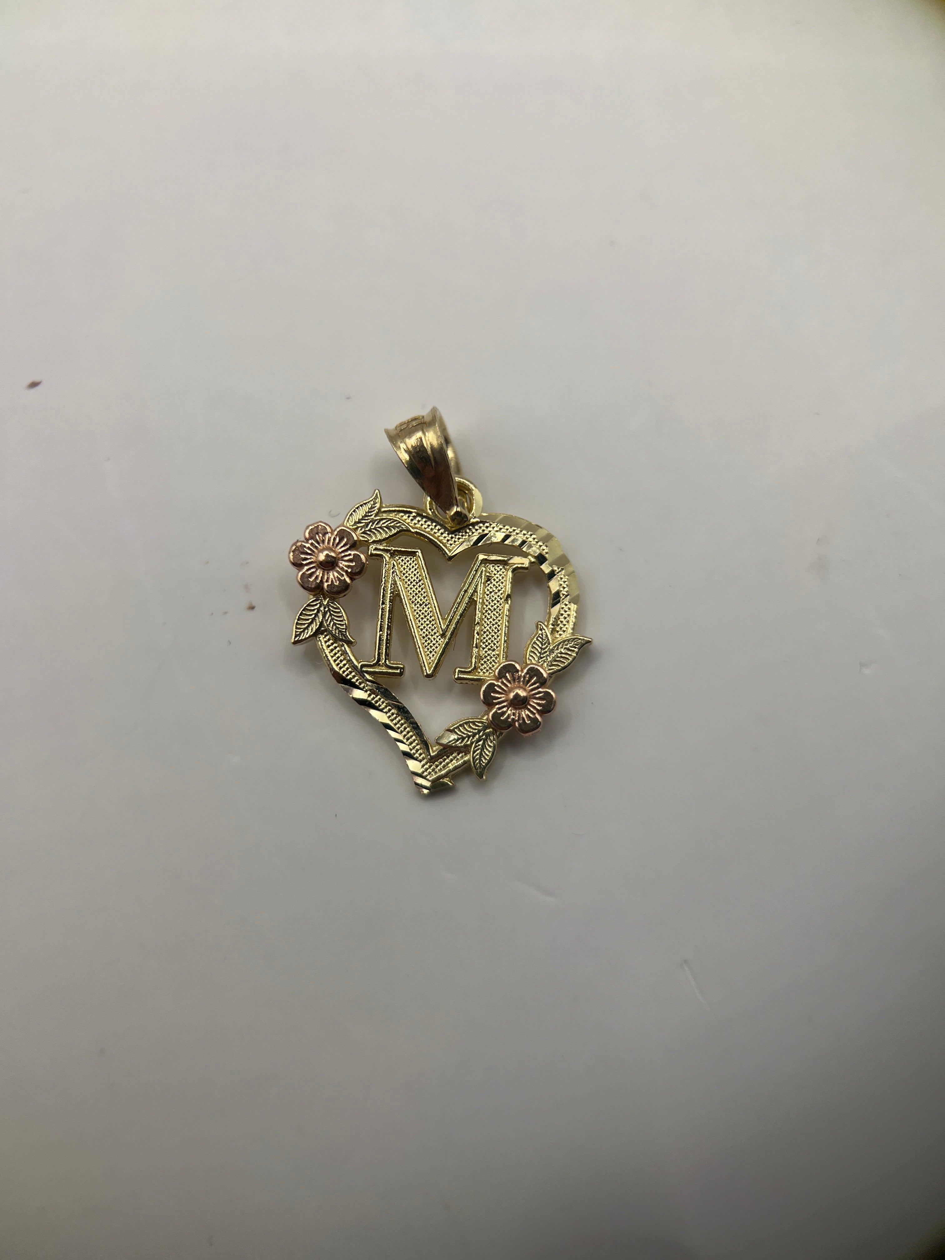 14k yellow gold initial heart letter M