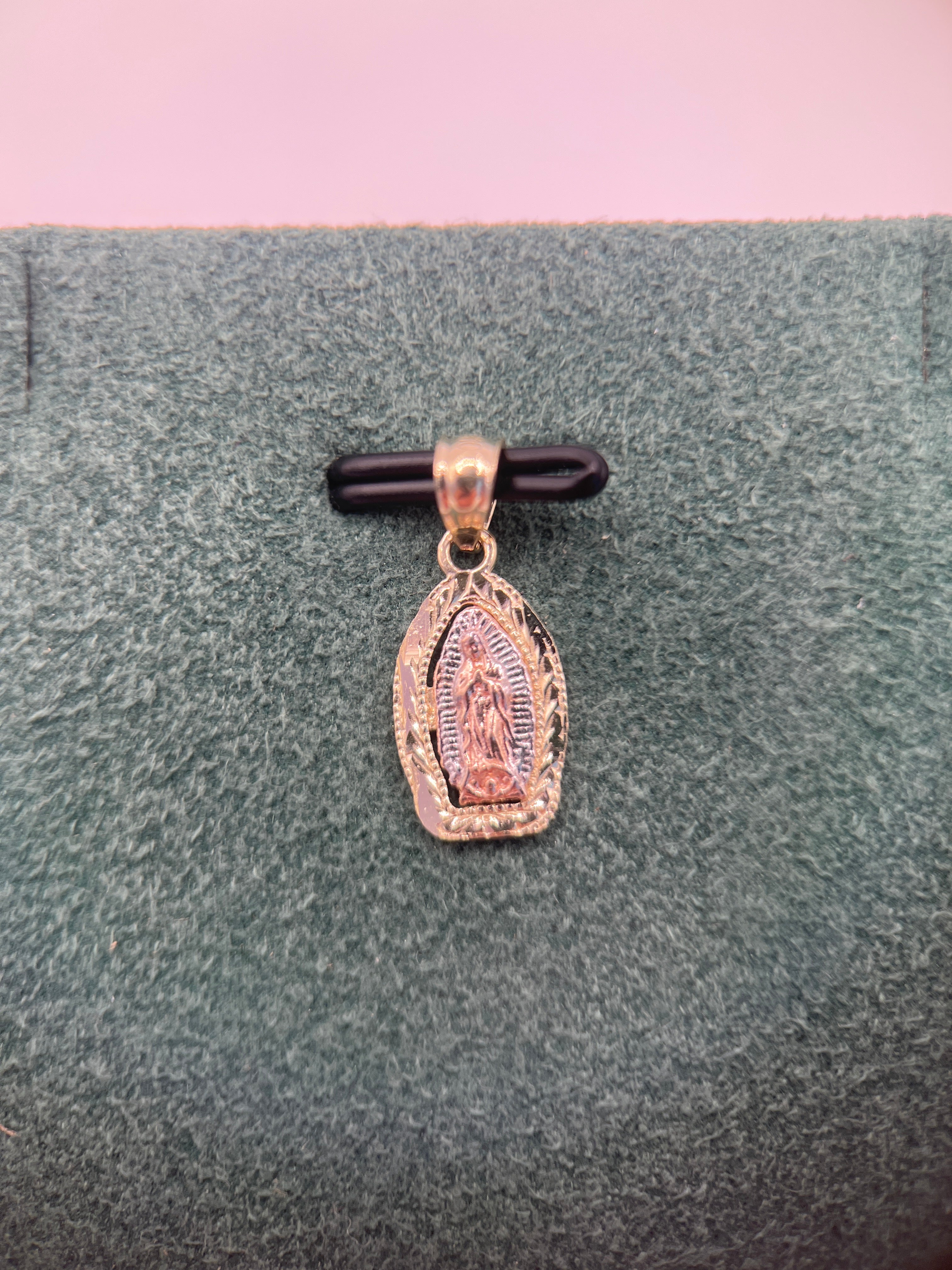 Colgante de Guadalupe de oro amarillo de 10k