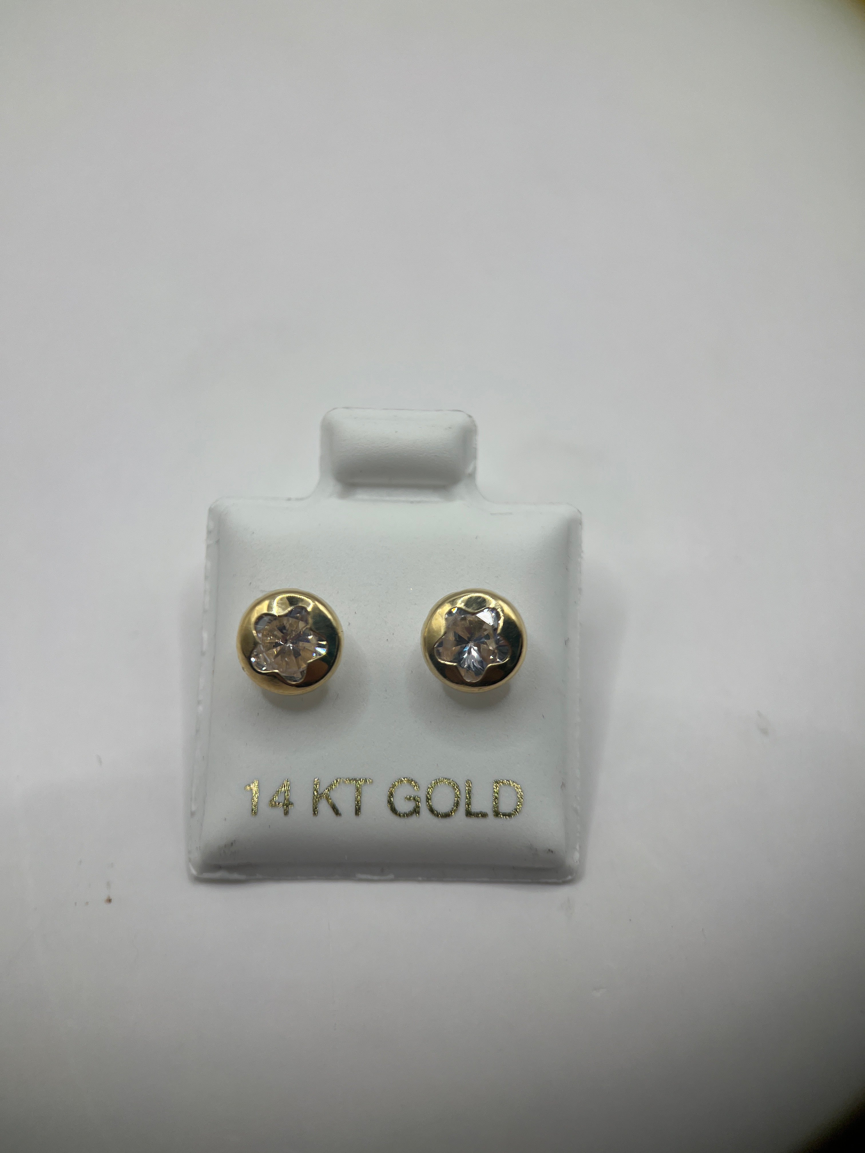 Pendientes de oro amarillo de 14k