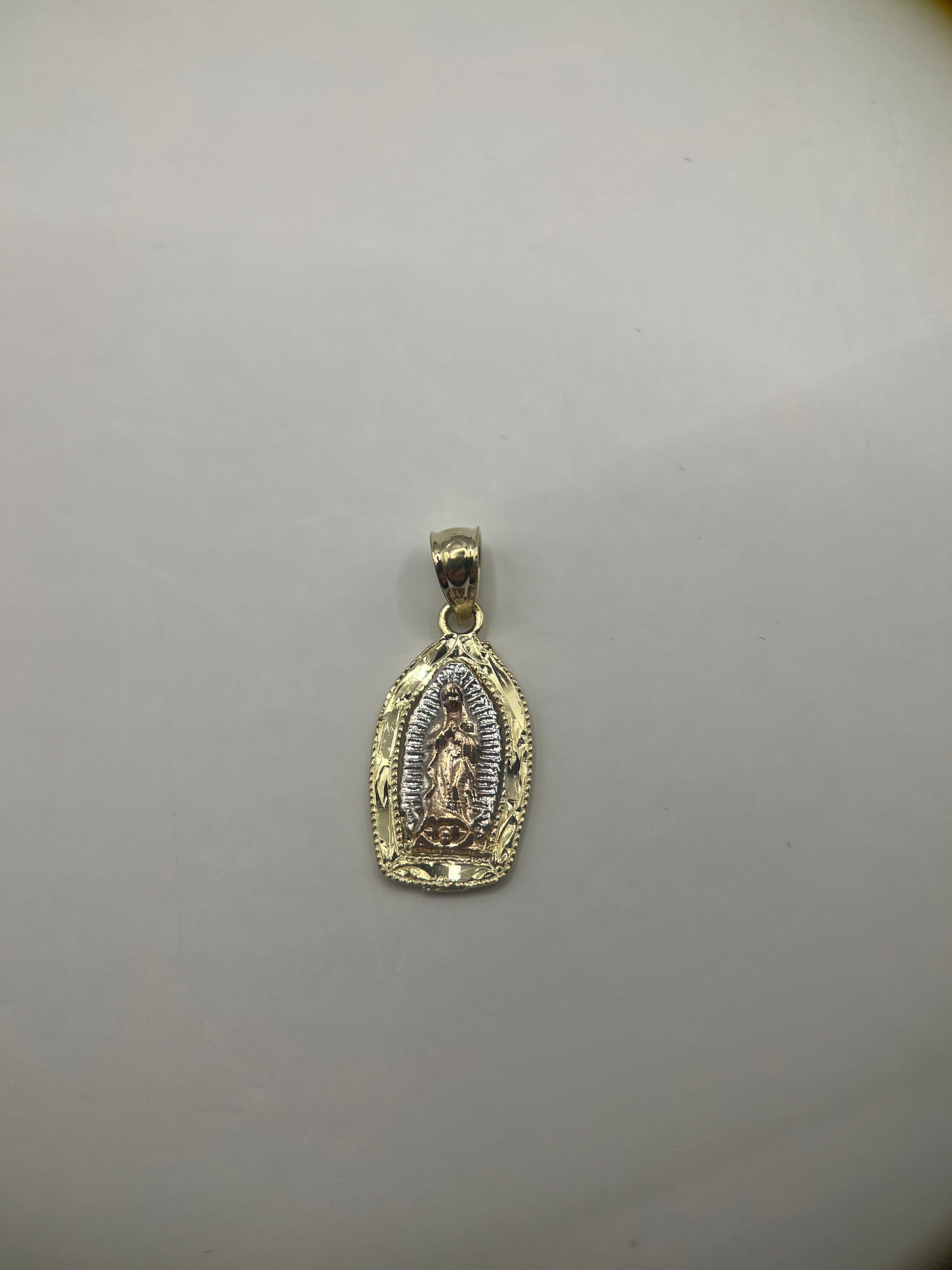 10k yellow gold Guadalupe pendant