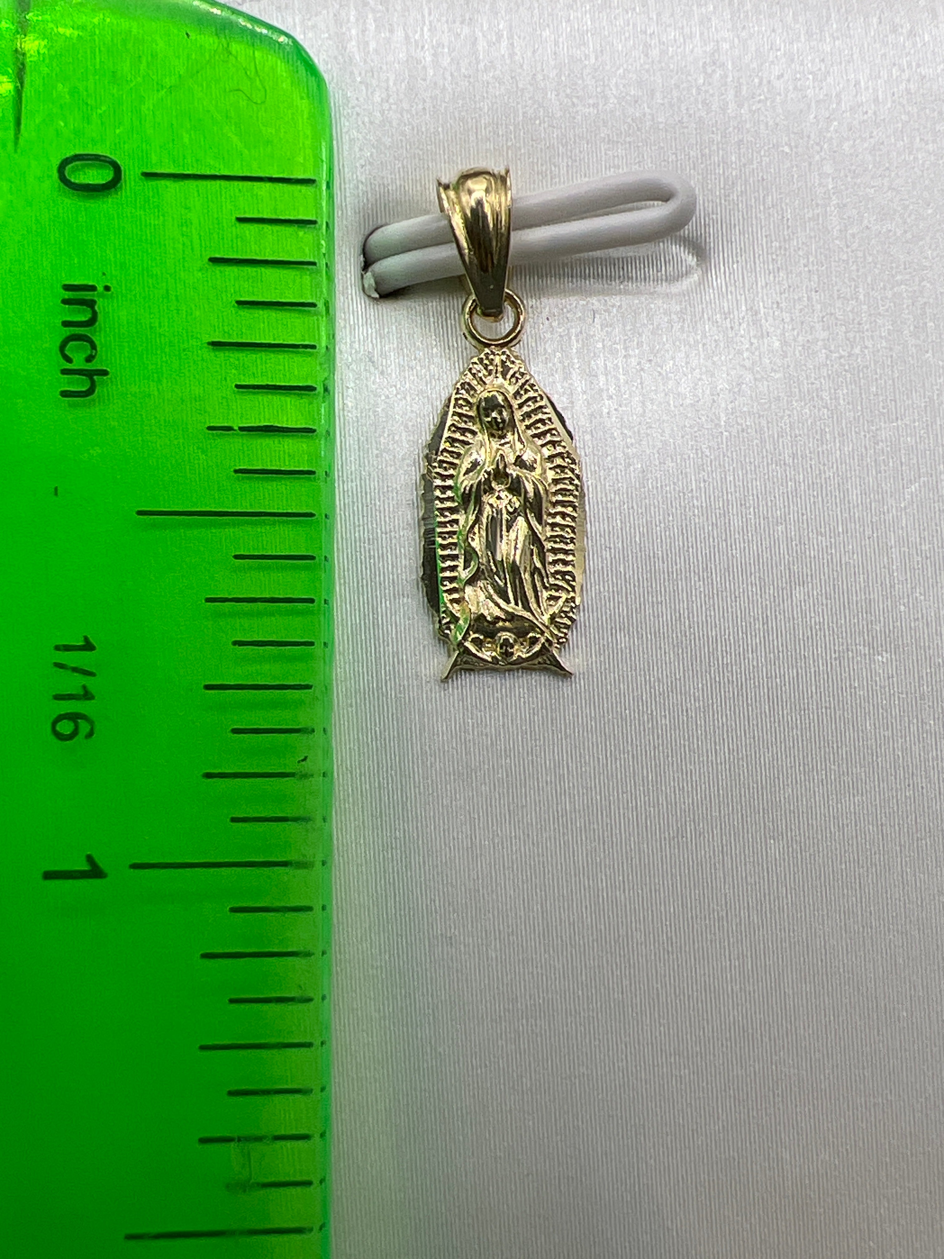 10k yellow gold Guadalupe pendant