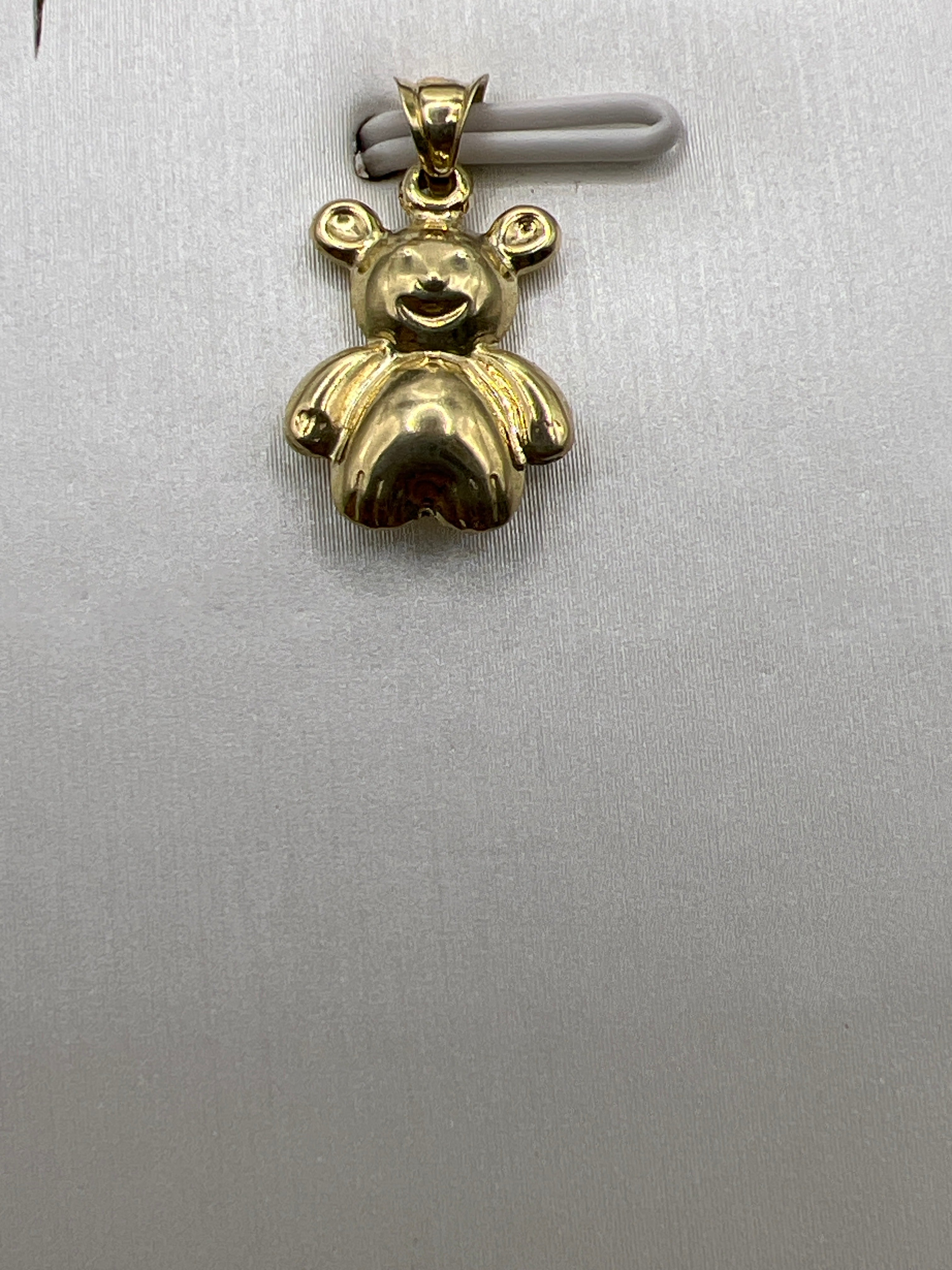 10k yellow gold bear pendant