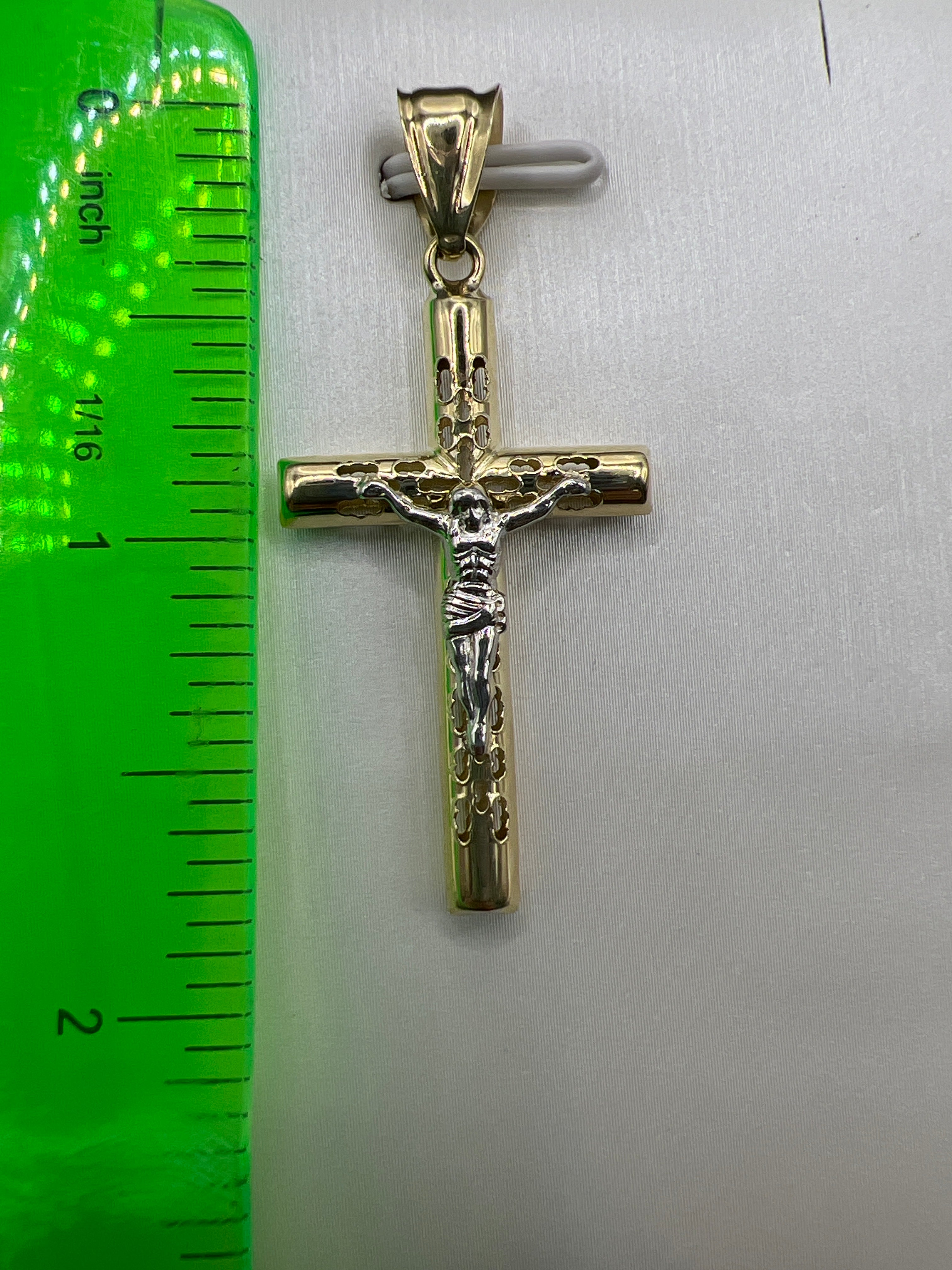 10k yellow gold cross pendant