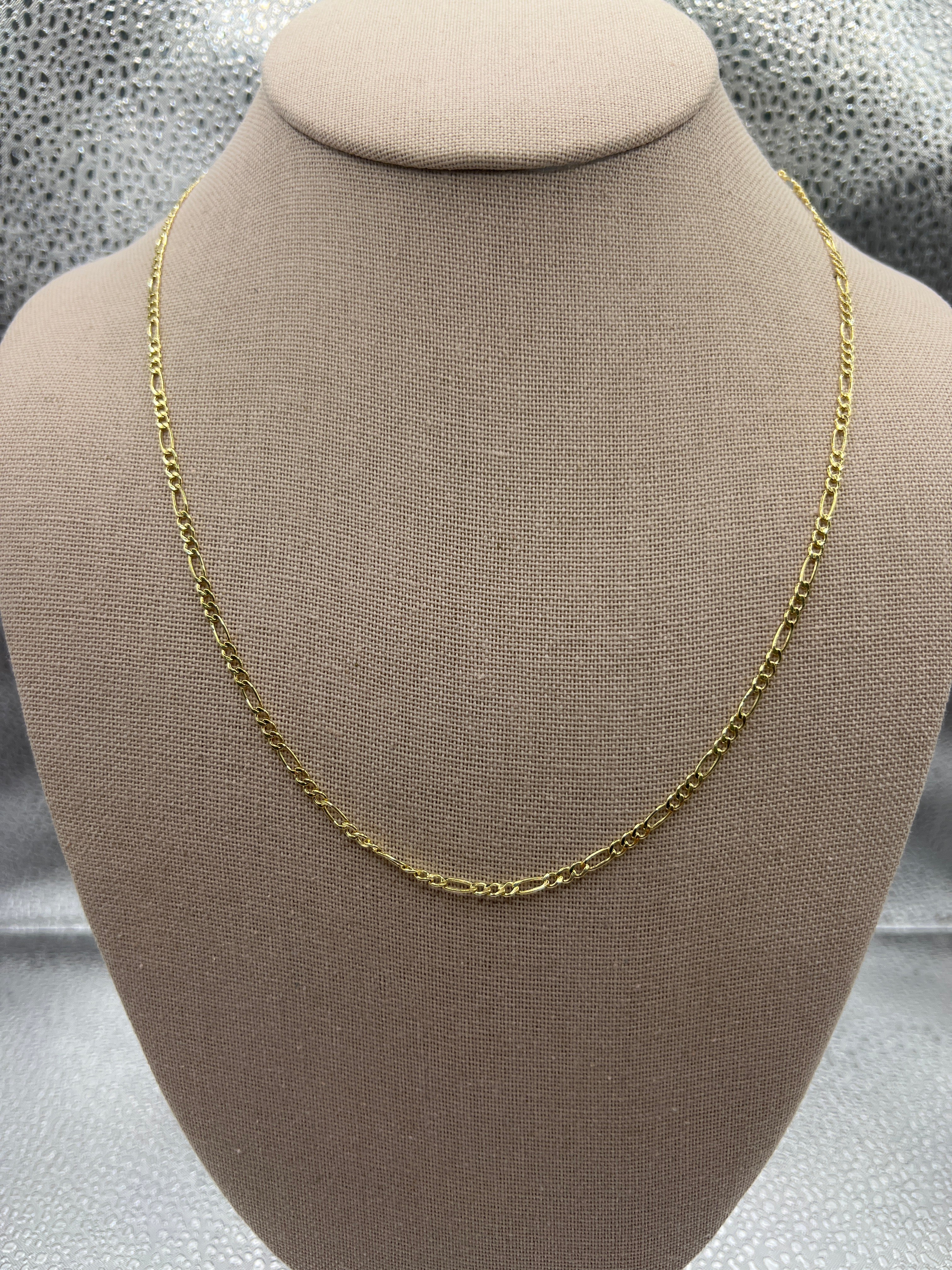 10k yellow gold Figaro chain “20” 2.5mm
