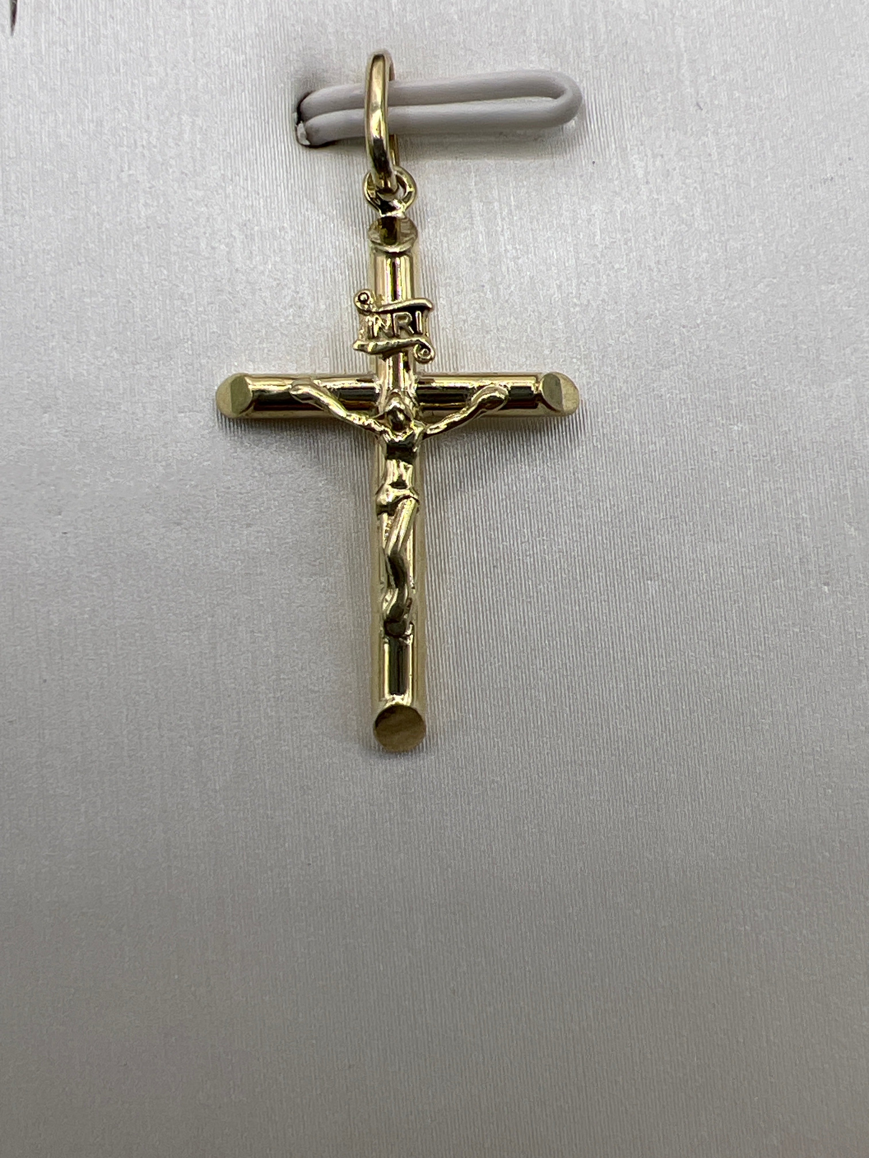 10k yellow gold cross pendant