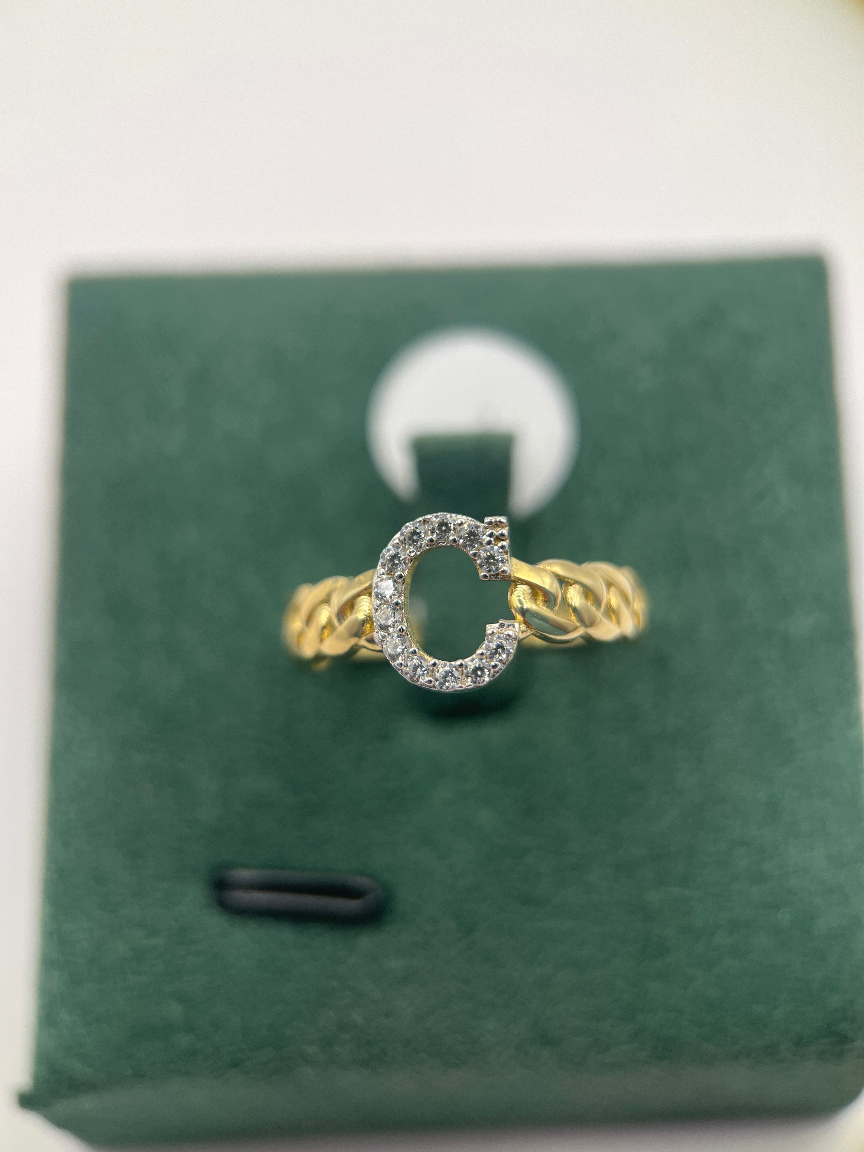 10k yellow gold initial ring C “7”