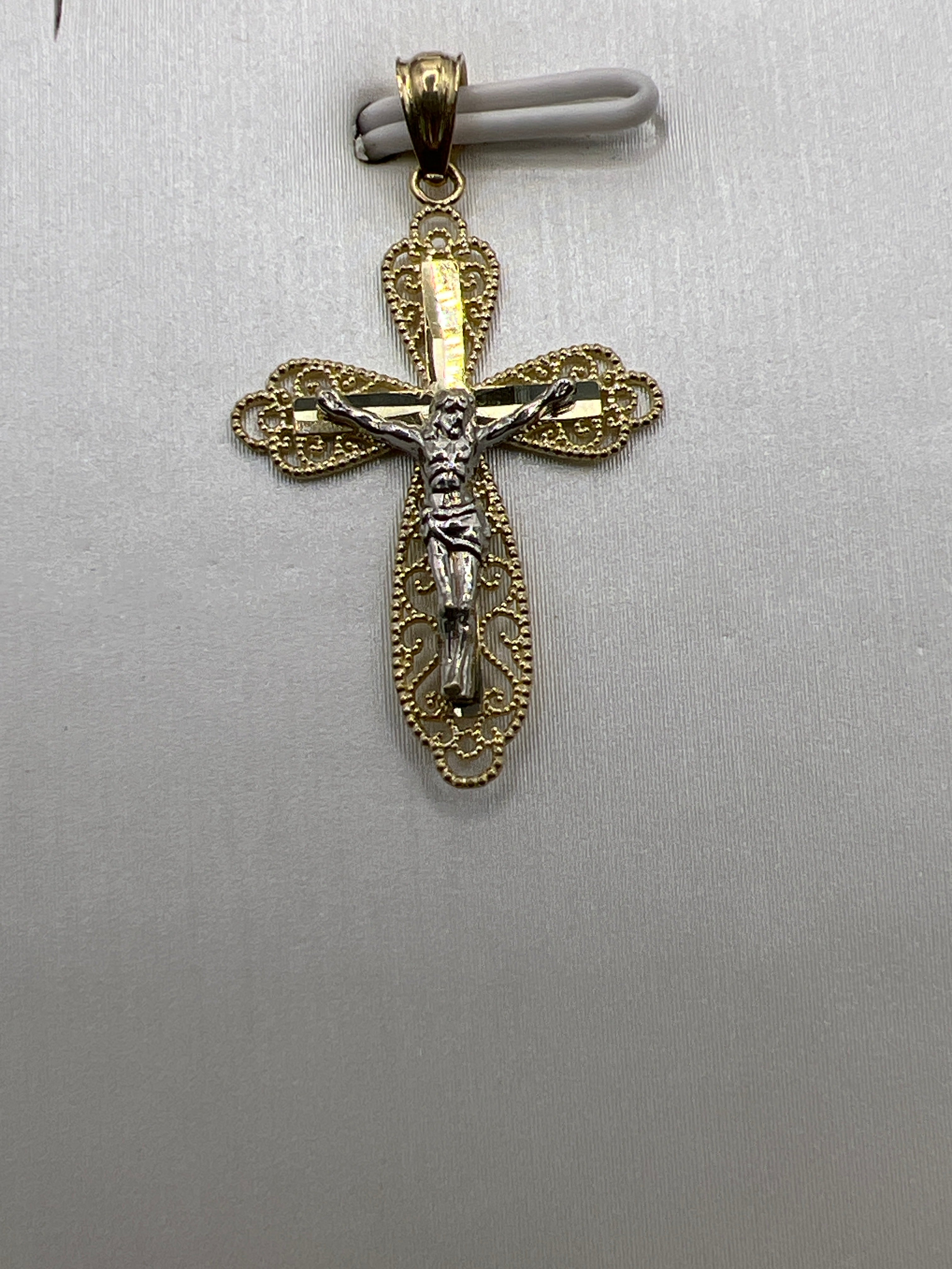 10k yellow gold cross pendant