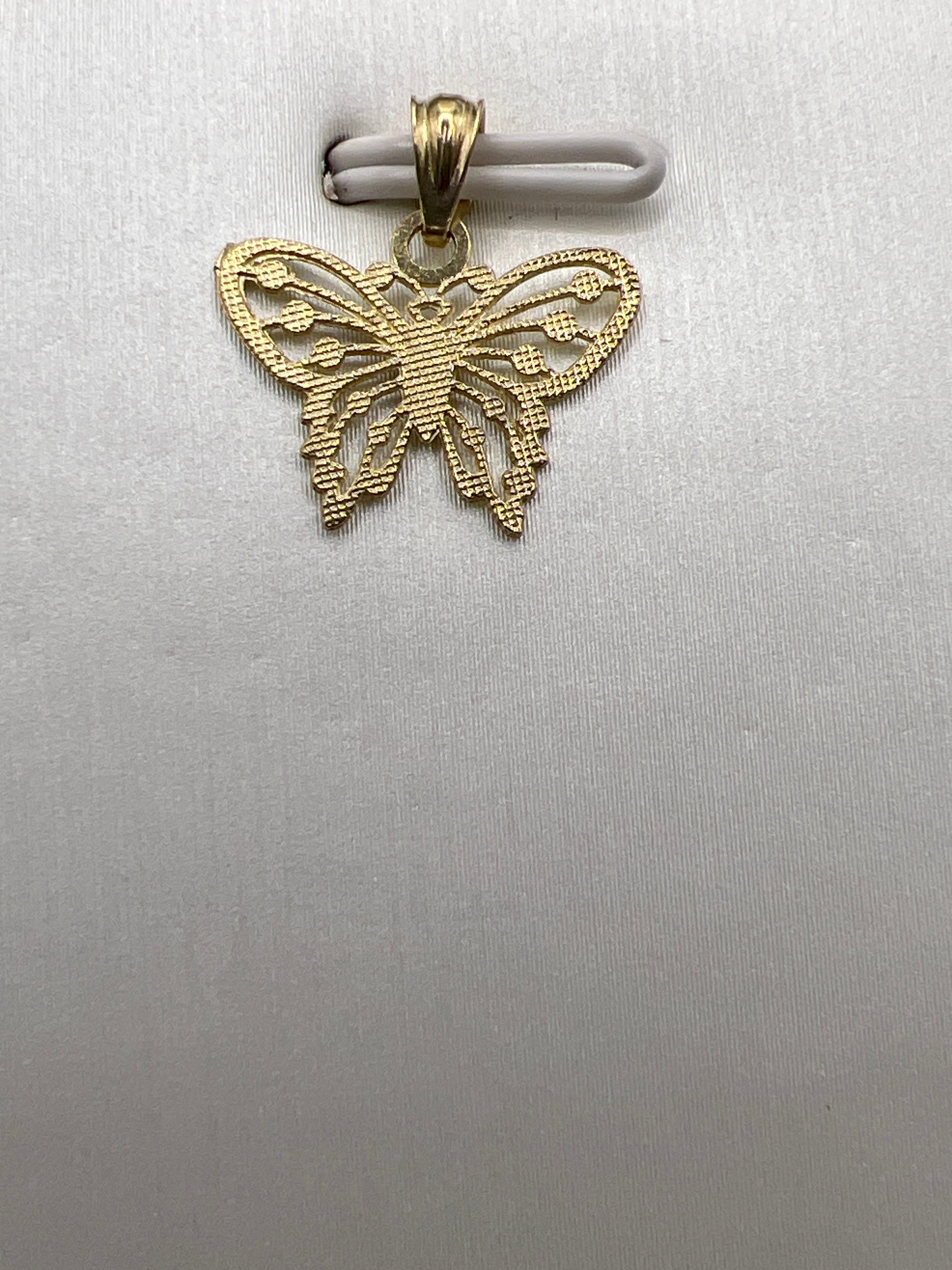 10k yellow gold butterfly pendant
