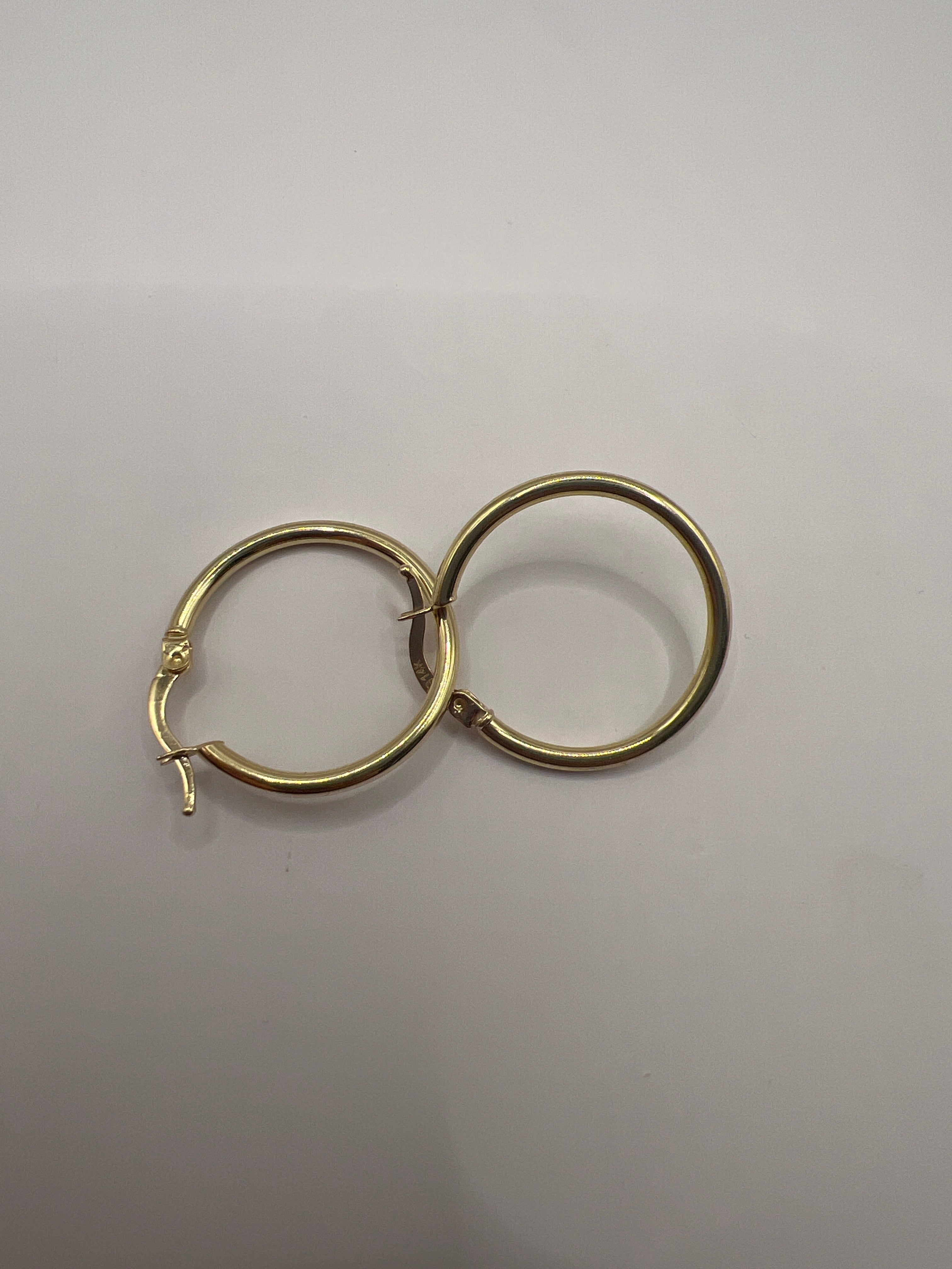 Pendientes de aro de oro amarillo de 14 quilates